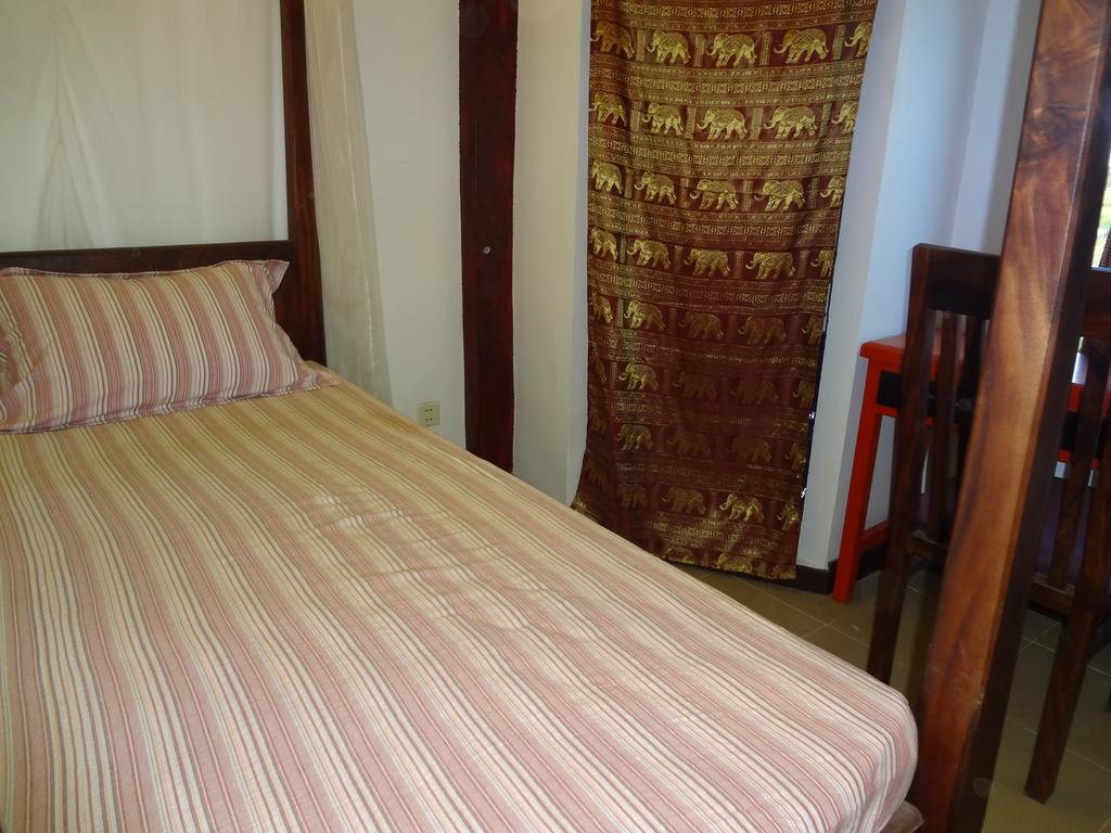 Red House Hotel Daty-sziget Kültér fotó